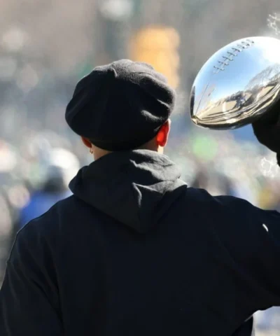 Jalen-Hurts-Love-Hurts-Printed-Black-Pullover-Hoodie