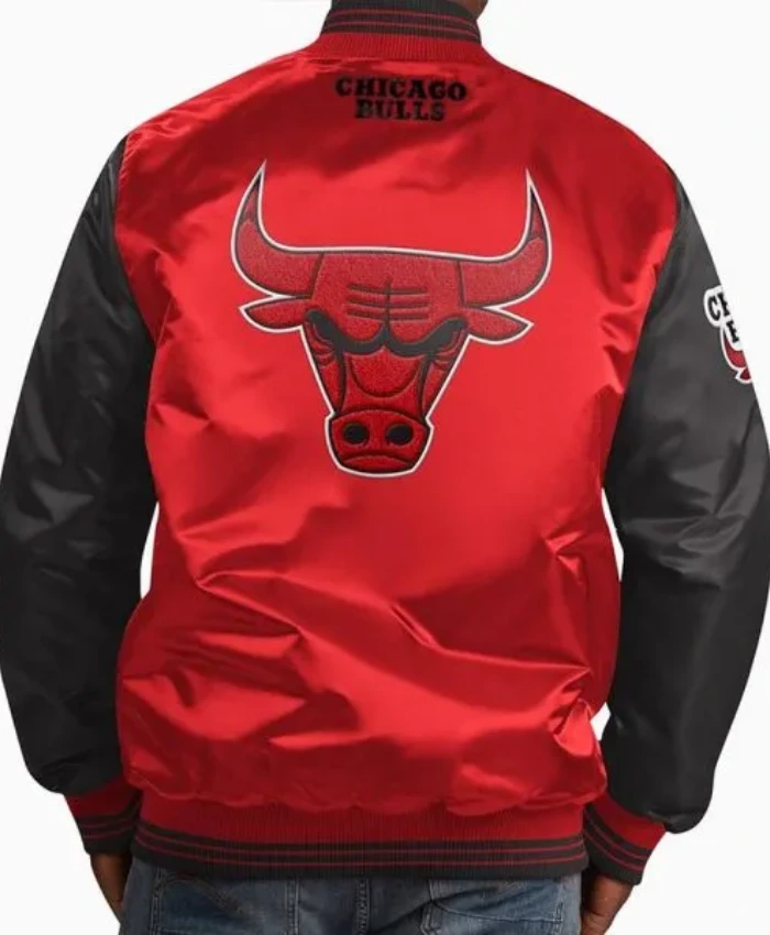 Starter NBA Chicago Bulls Striped Satin Full-Snap Jacket