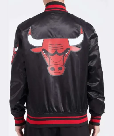 Chicago Bulls Script Tail Full-Snap Satin Varsity Jacket