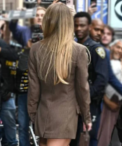 Sydney Sweeney NYC 2025 Brown Tie Blazer