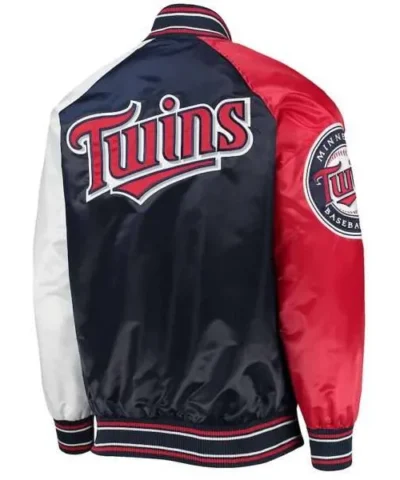 minnesota-twins-reliever-red-and-blue-jacket