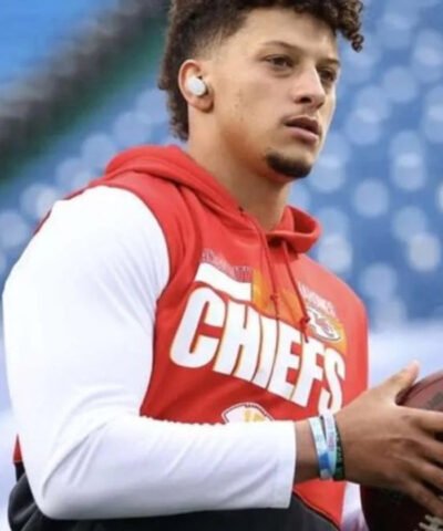 American Footballer Patrick Mahomes Kansas City Chiefs Hooded Vest