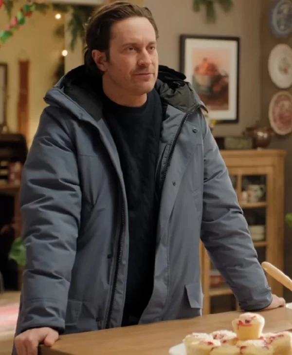 A Merry Little Ex-Mas 2025 Oliver Hudson Puffer Coats