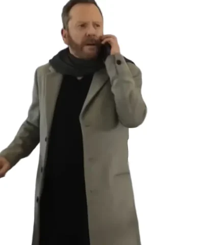 Kiefer Sutherland Tinsel Town 2025 Gray Coat