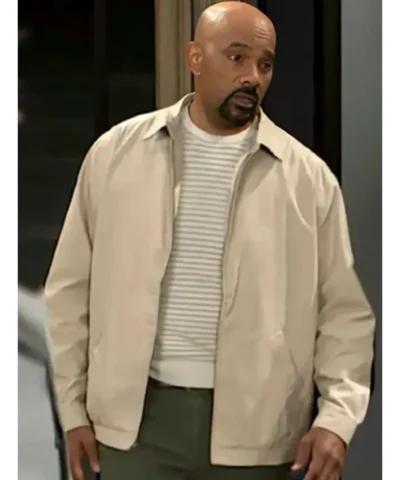 Beyond the Gates S01 Elon Hawthorne Beige Jacket