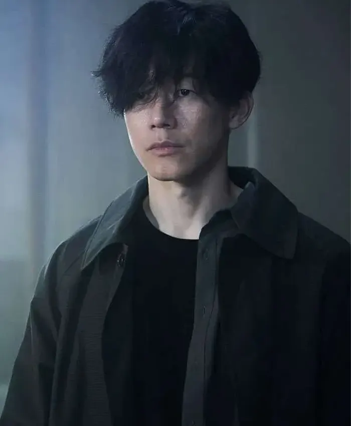 Kim Mu-yeol The Old Woman with the Knife Black Coat