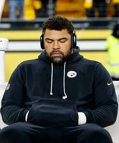 Pittsburgh Steelers 2025 Nike Sideline Pullover Hoodie