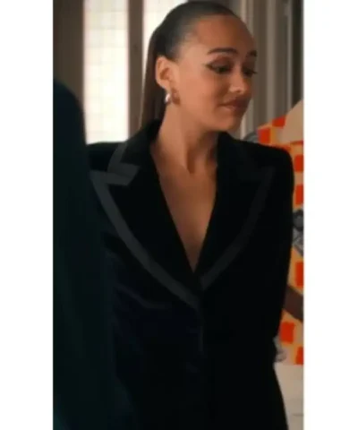 Thalia Besson Emily In Paris S05 Black Velvet Blazer