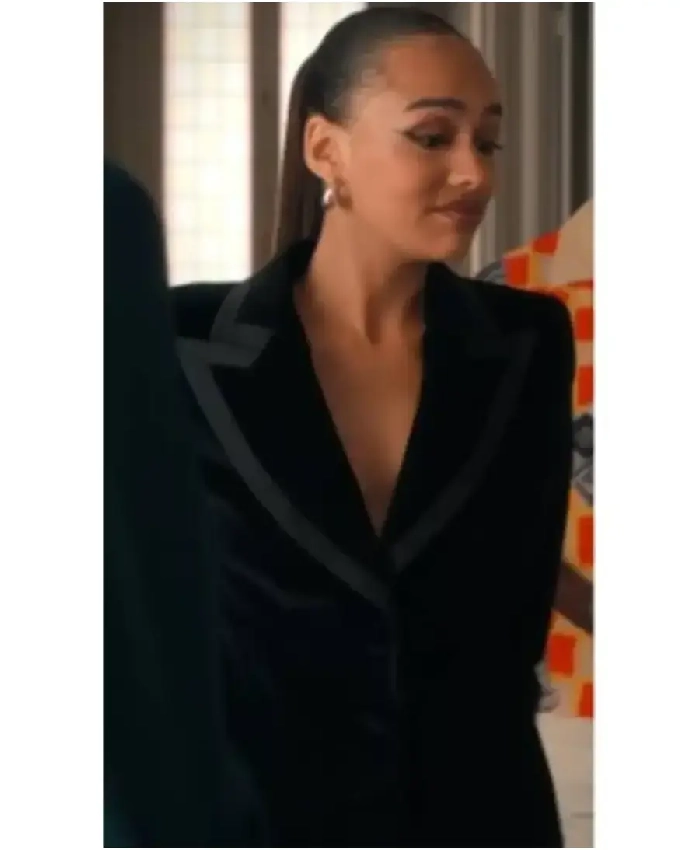 Thalia Besson Emily In Paris S05 Black Velvet Blazer