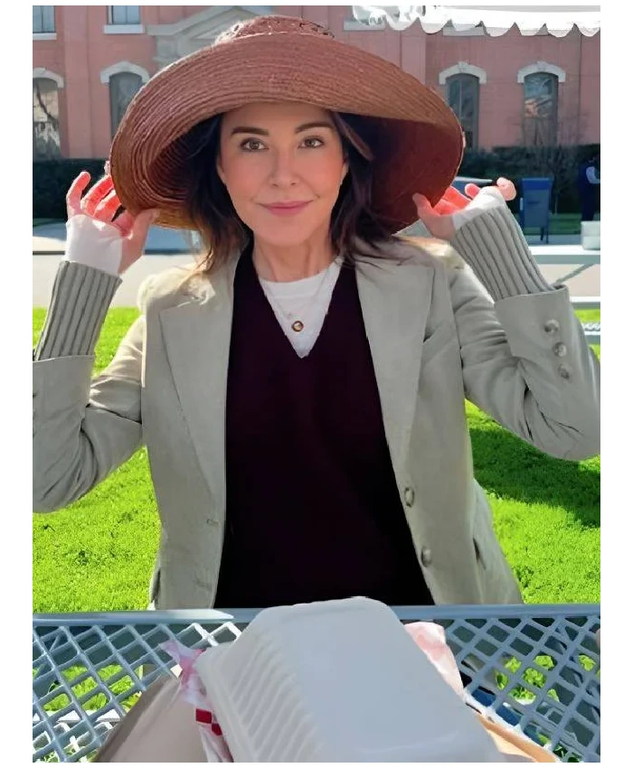 Christa Miller Shrinking S3 Gray Blazer
