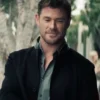 Crime 101 Chris Hemsworth Black Coat
