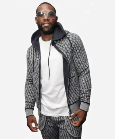 Material: Fleece Inner: Soft Fabric Lining Front: Zipper Closure Collar: Hooded Collar Sleeves: Full-Length Sleeves Cuffs: Rib Knitted Cuffs Pockets: Two Outside Pockets Color: Grey and Blac