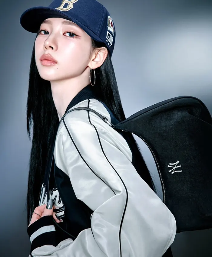 Pro-Baseball-2026-Aespa-Karina-New-York-Varsity-Jacket-Right