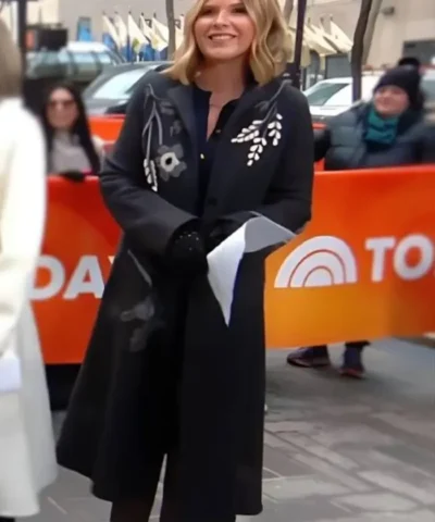 The-Today-Show-Jenna-Bush-Charcoal-Gray-Floral-Coat