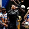 Alicia Keys Cropped Pelle Pelle Leather Jacket