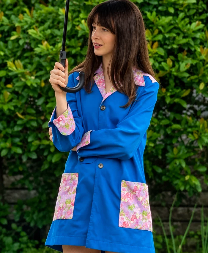 Anne Hathaway TV Movie The End of Oak Street 2026 Denise Blue Floral Coat
